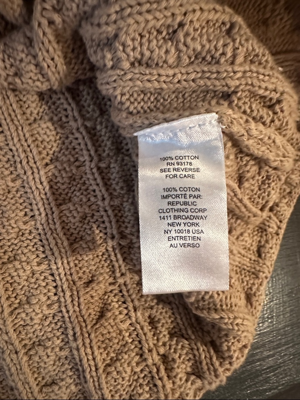 INDUSTRY Woven Top - Picture 4 of 4
